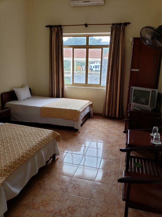 Alibaba'S Hotel Cat Ba Island Esterno foto